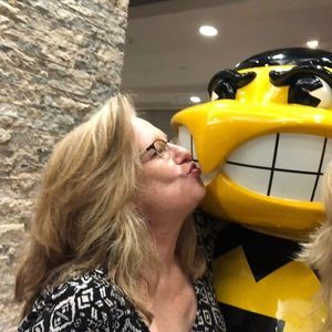 Meet your Posher, Denise